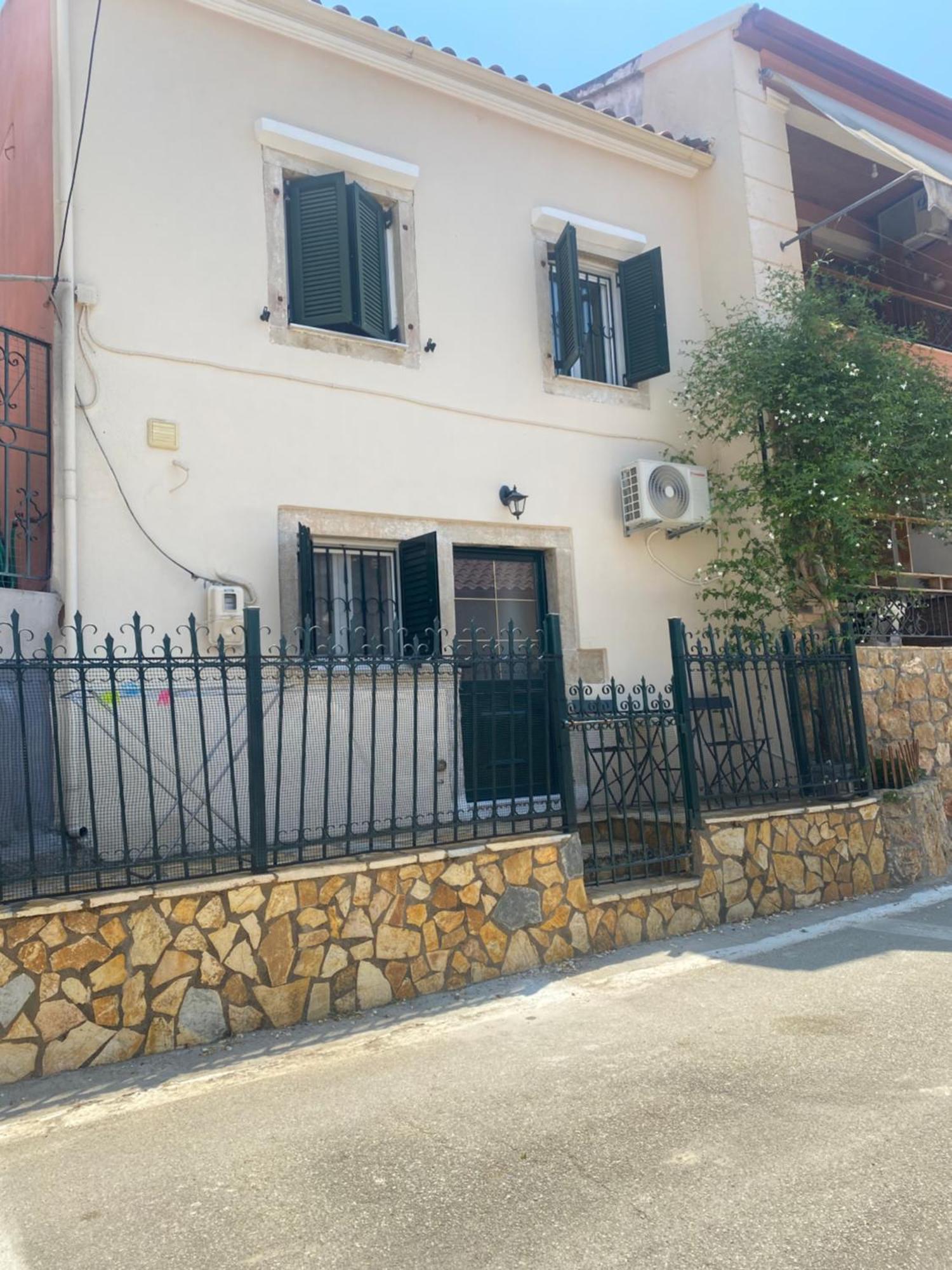 Little Village House Valanio Exterior foto